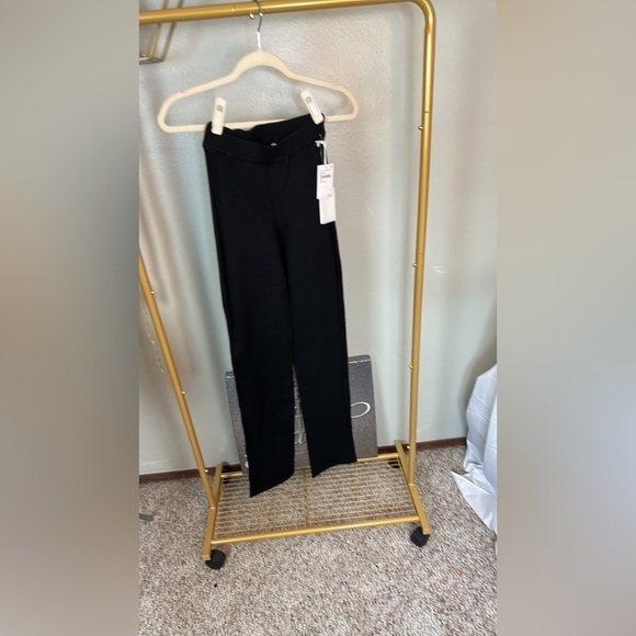 GOOD American Forever Relaxed Pants NWT In SZ 0 in Black001 SOLDOUT ONLINE - Picture 4 of 8